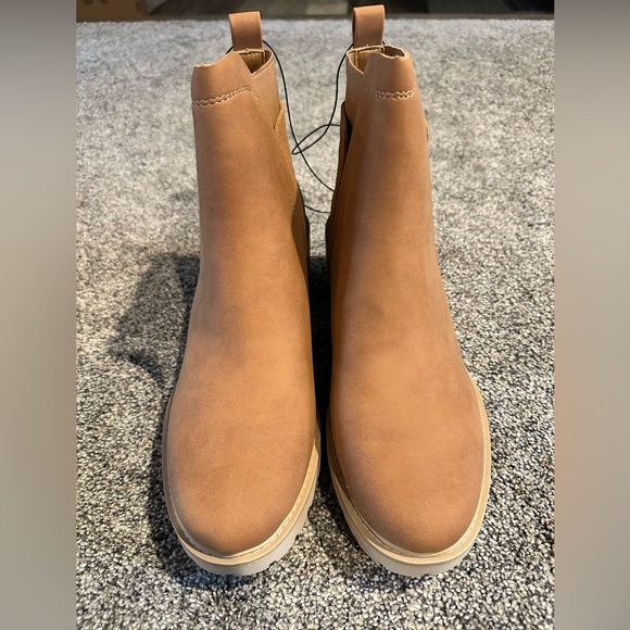 a.n.a. Dorick Woman’s Block Heel Boots - Size 11 - New In Box - Color Cognac - Picture 2 of 6